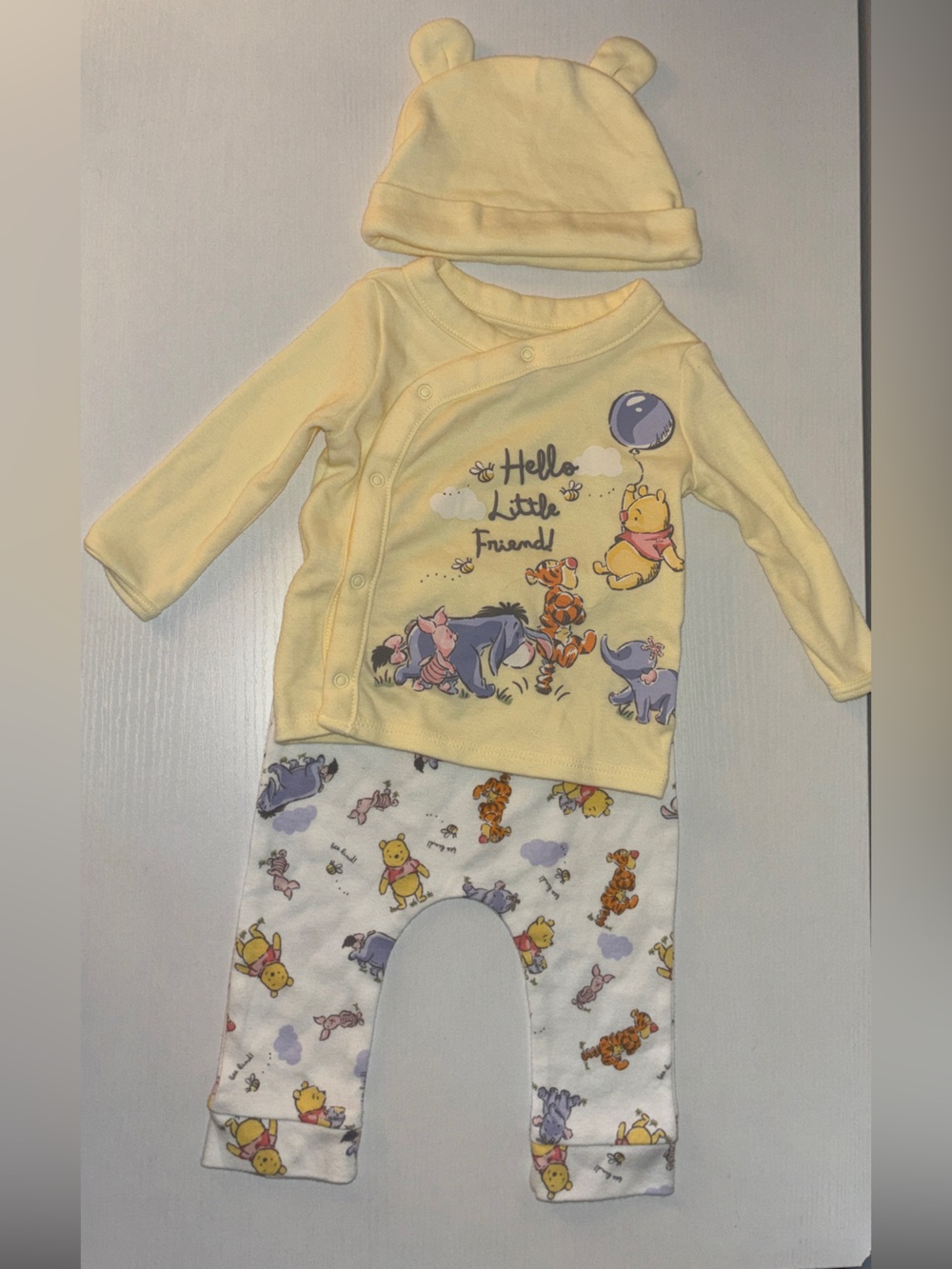 Disney: Yellow Winnie the Pooh Long-Sleeve Top & Pants Set